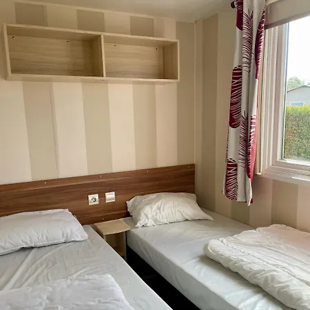 Дом отдыха Mobile 40m2 - 2 Bathroom - Cc725 Les Charmettes 4 Stars